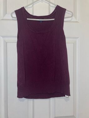Reitmans plum wine sleeveless sweater tank top shell